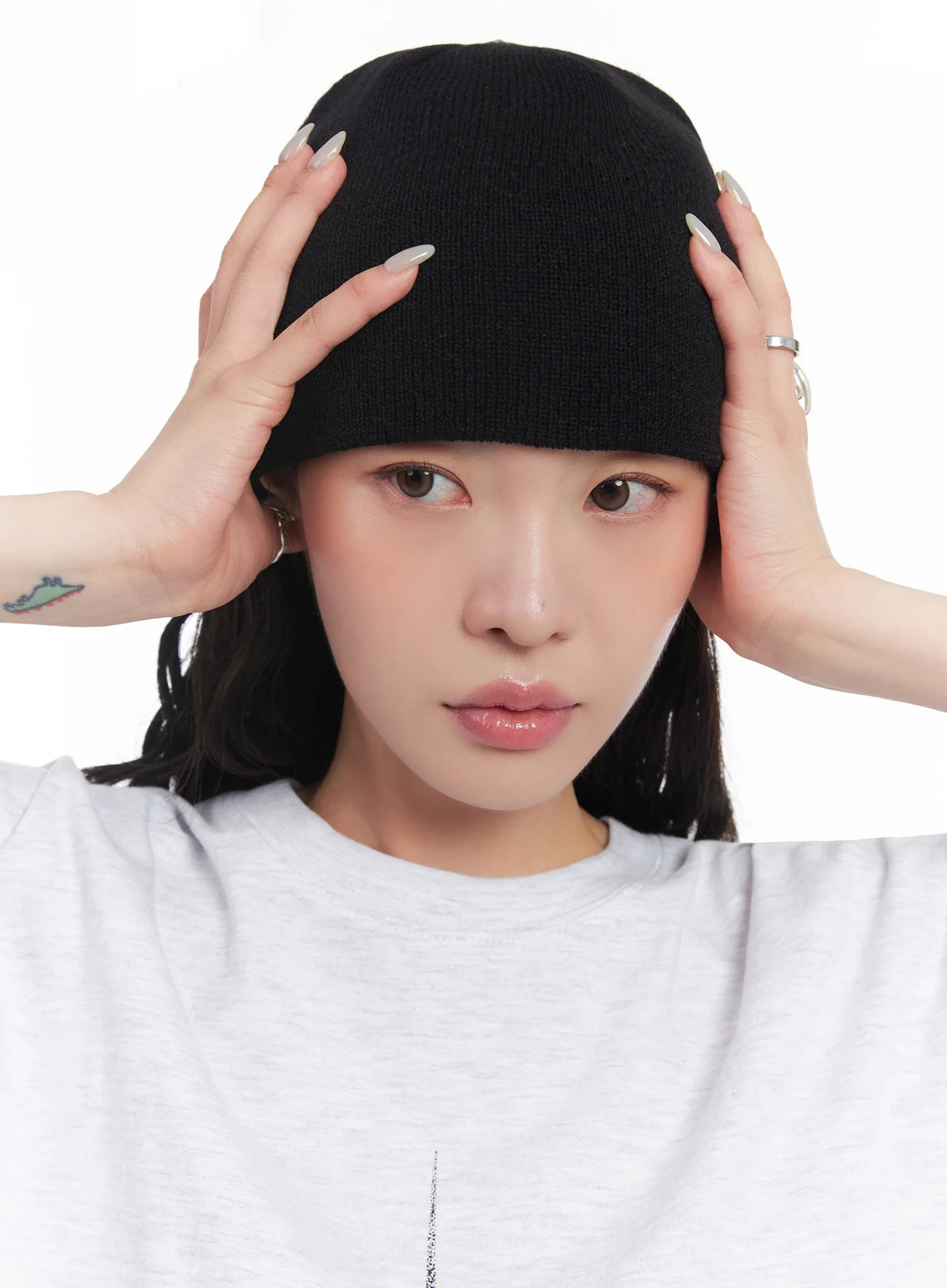 Rivet Edge Knit Beanie IC503
