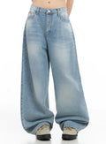 Dain Washed Wide-Leg Jeans IL531
