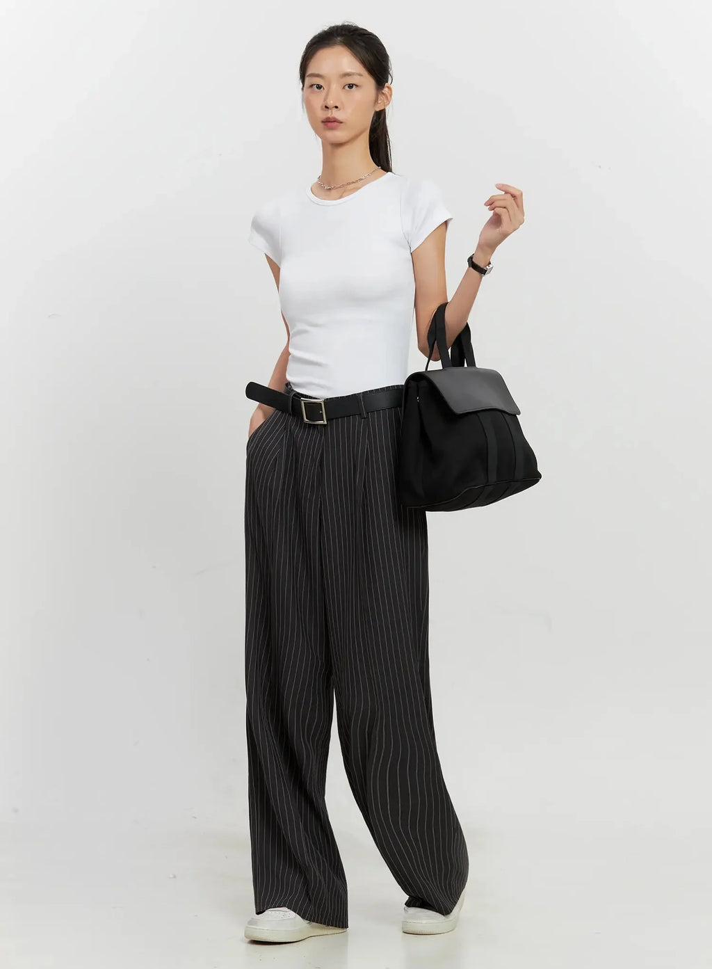 Round Neck Short-Sleeve Top IL528