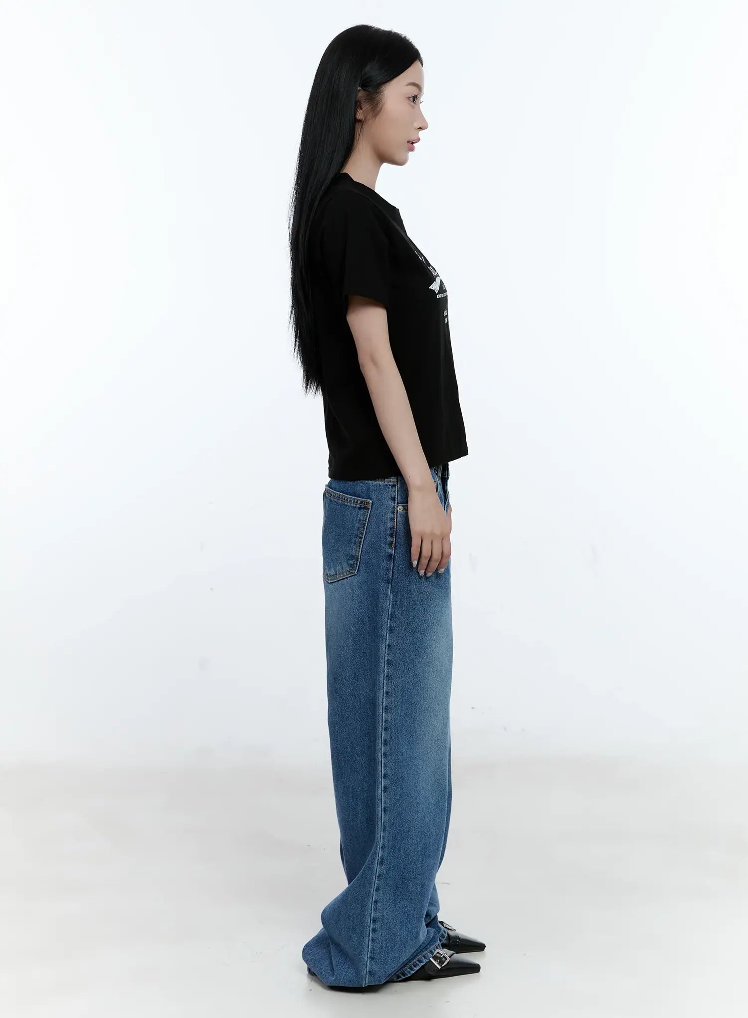 Dahye Washed Relaxed-Fit Denim Jeans CL530