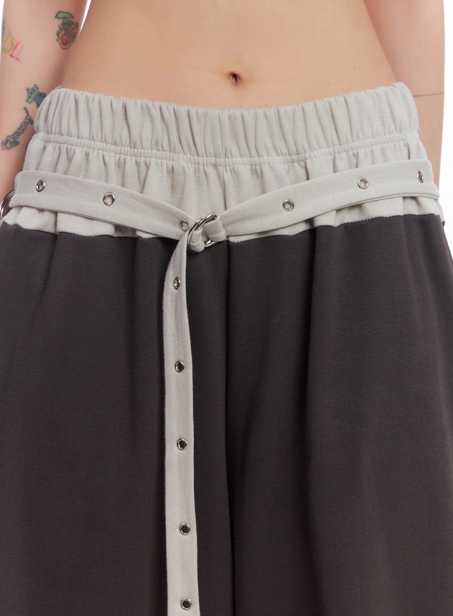 Eyelet Belted Trousers IC503
