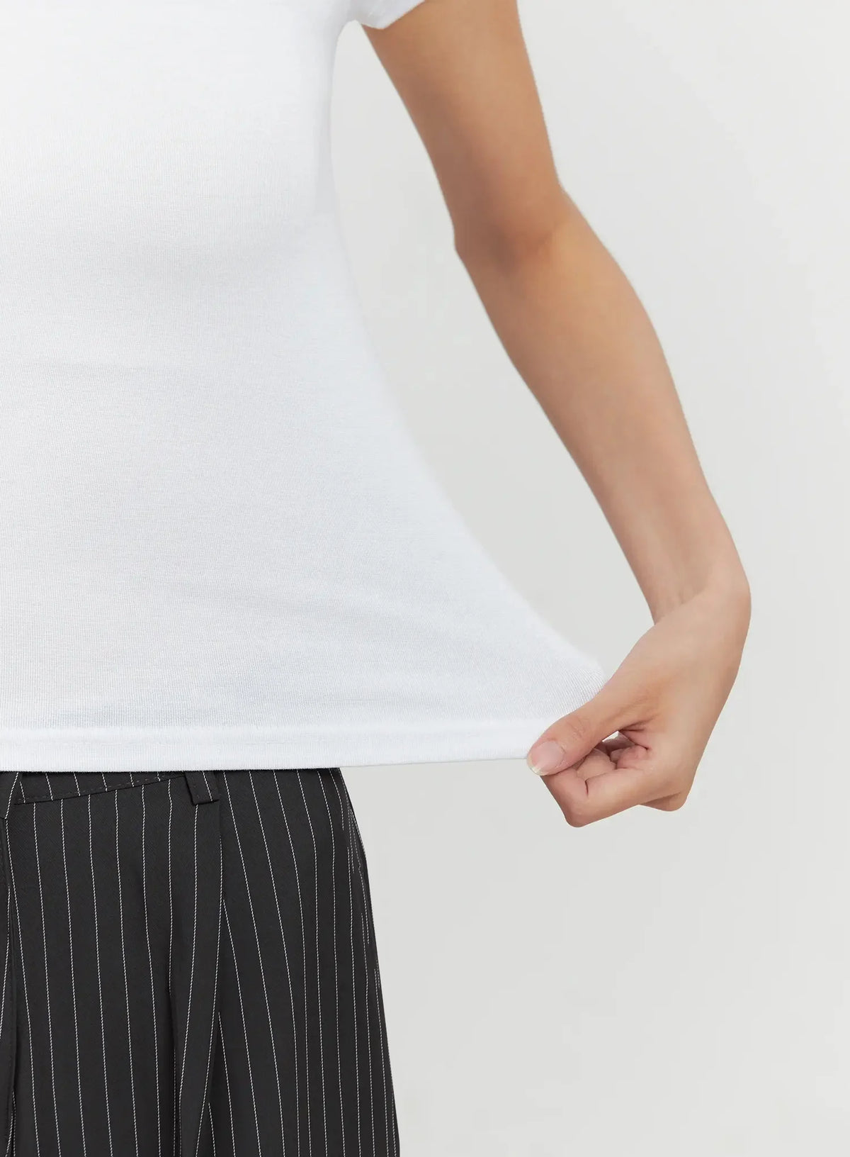 Round Neck Short-Sleeve Top IL528