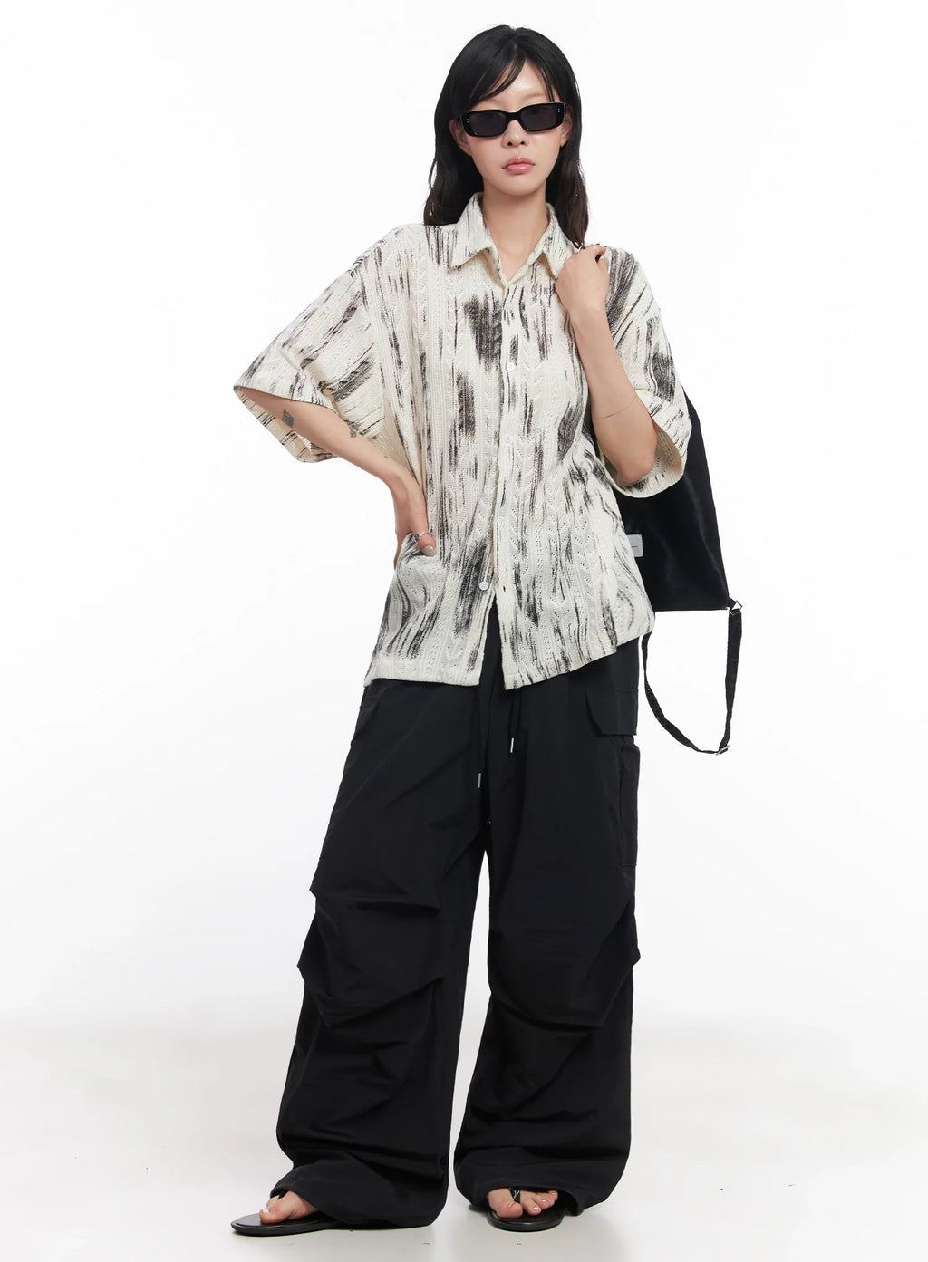 Black Utility Wide-Fit Cargo Pants IC503