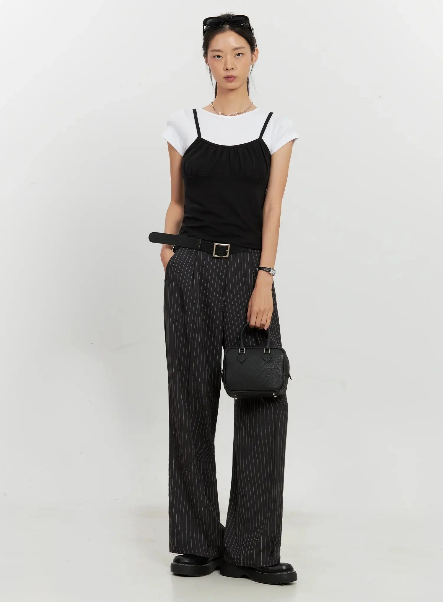 Round Neck Short-Sleeve Top IL528
