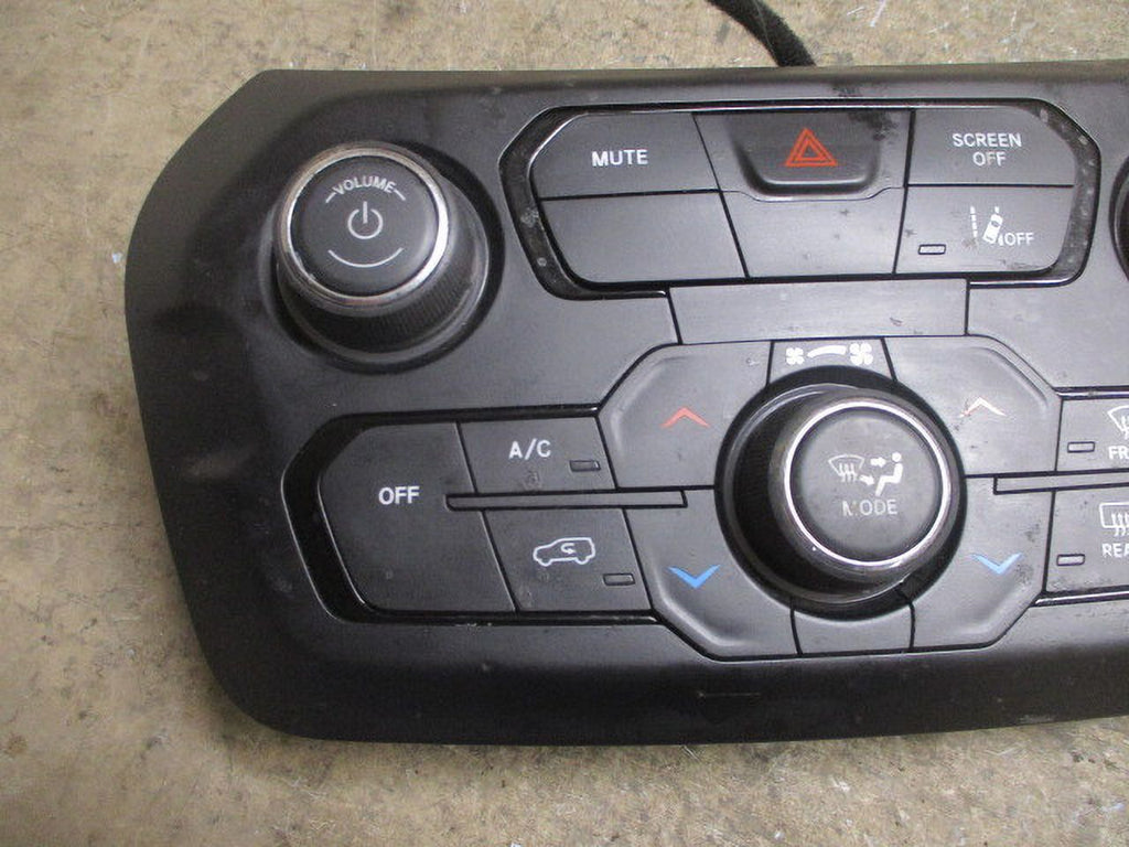 Pre-Owned Jeep Renegade Automatic Climate AC Heater Temperature Control Q46927
