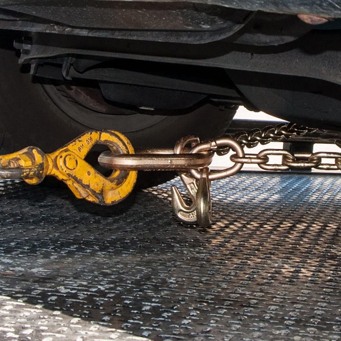 Towing Chain Bridle with 8 Inch J Hooks, Grade 70 Chain, 40 Inches Long, 4,700 Pound Safe Working Load T7126