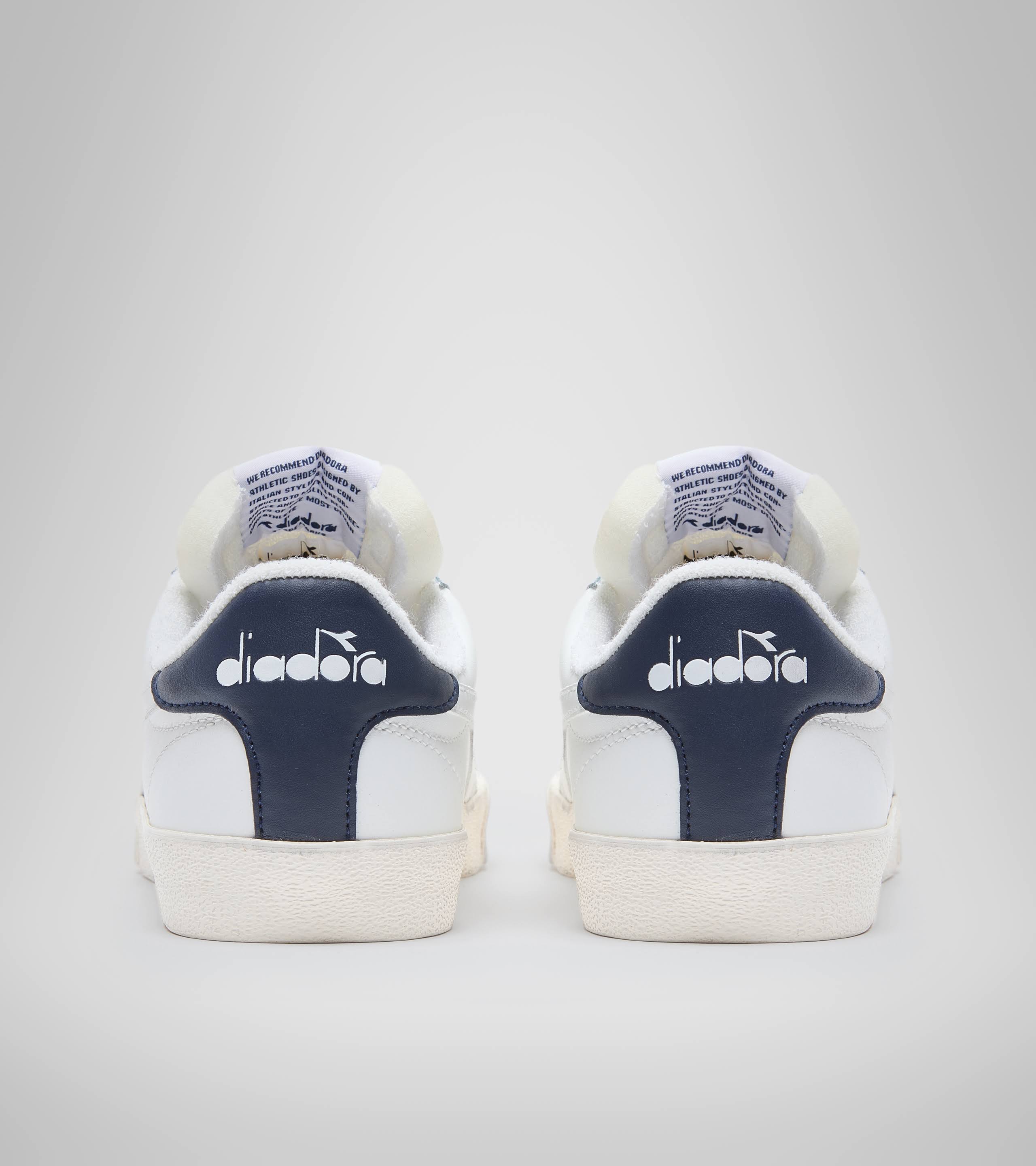 Dirty White Leather Shoes D535982