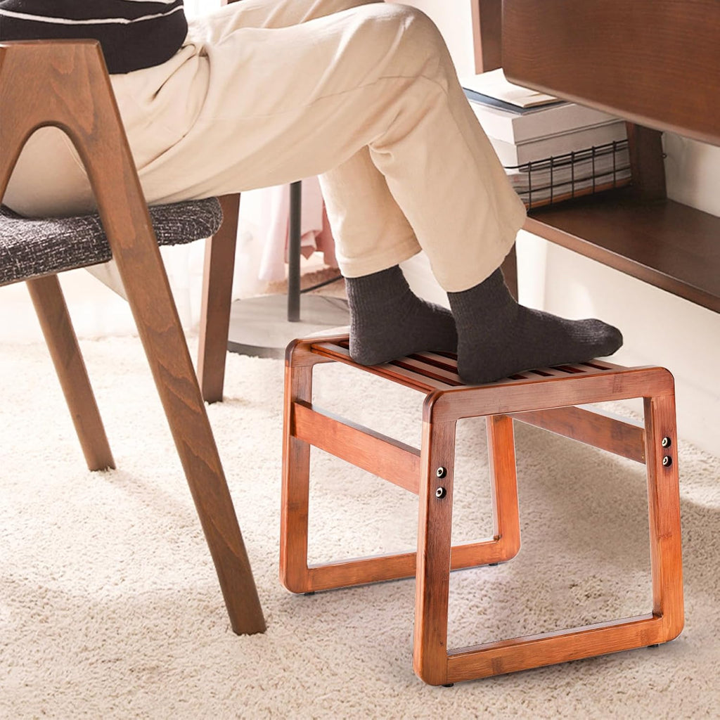 Wooden Step Stool U53384
