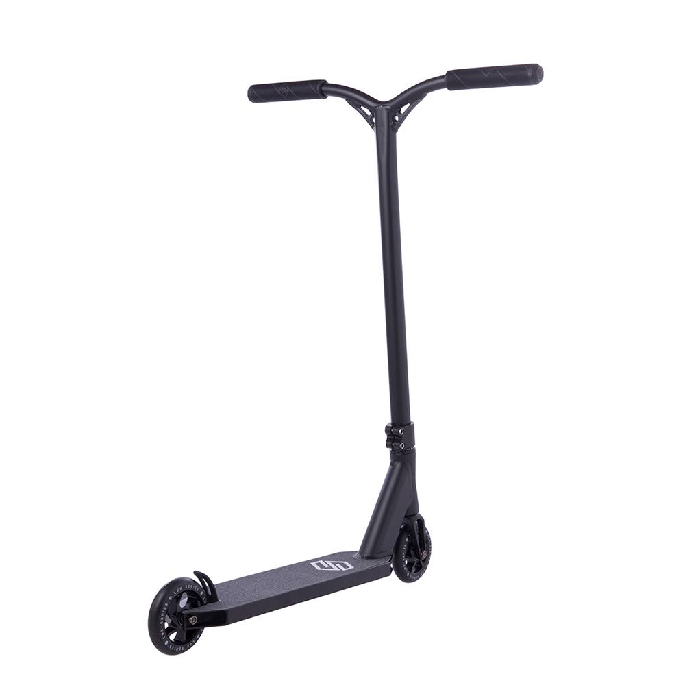 Black Rainbow Scooter V96876