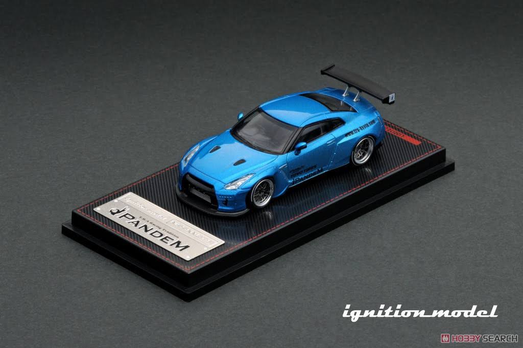 1/64 Blue Metallic Nissan Skyline R35 GT-R Model Car R73602