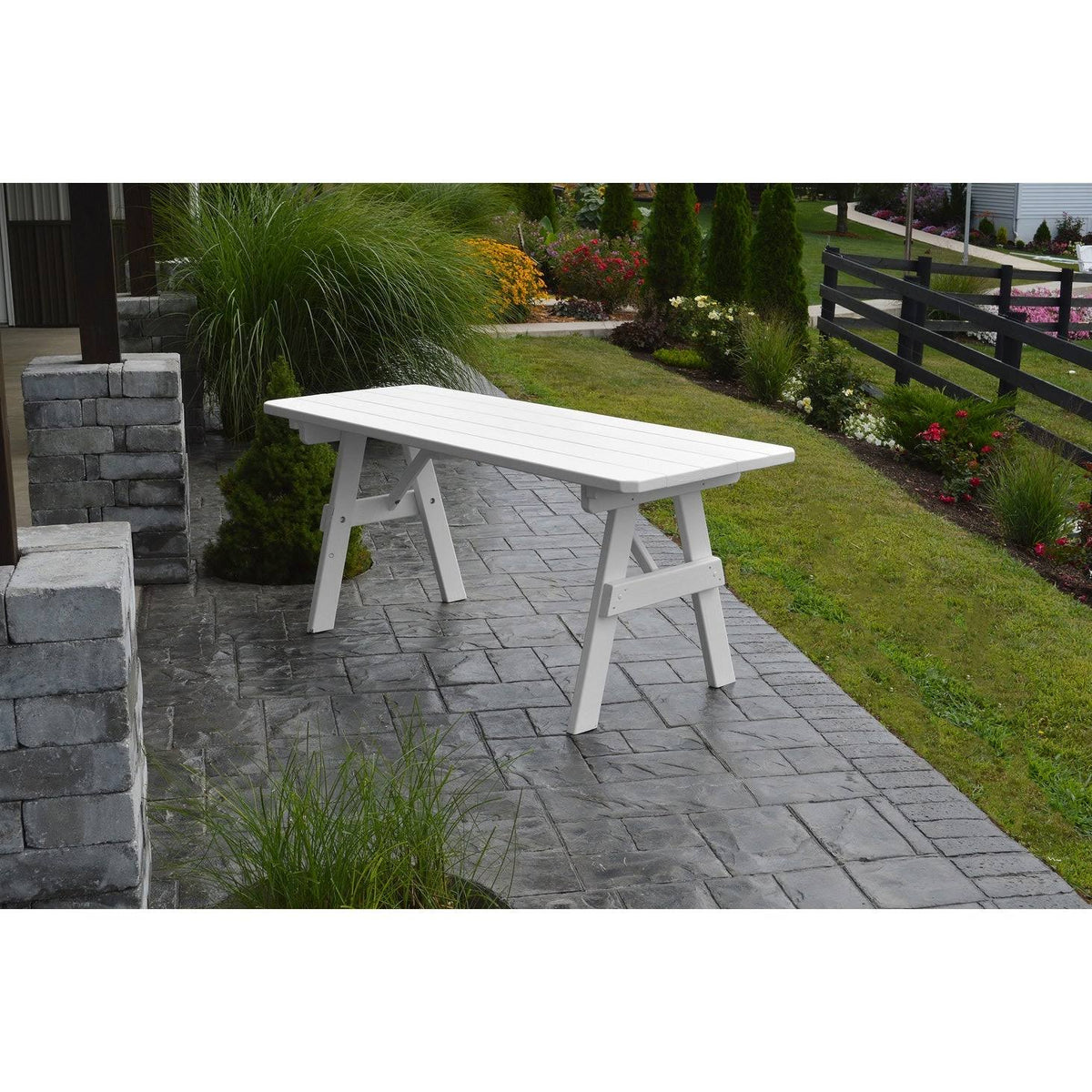 White Traditional Picnic Table H323