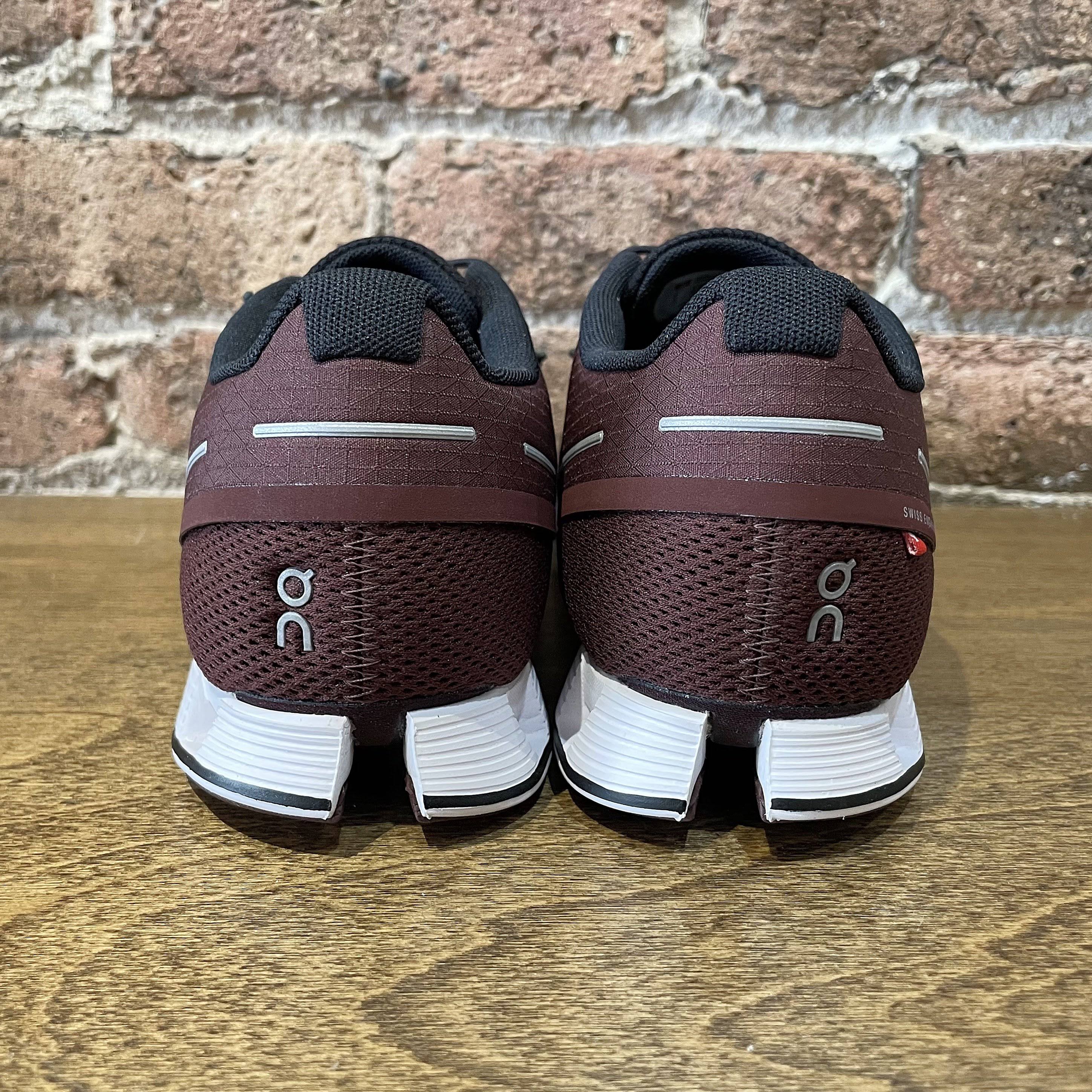 Cloud - 10 / Ox/White Running Shoes O515