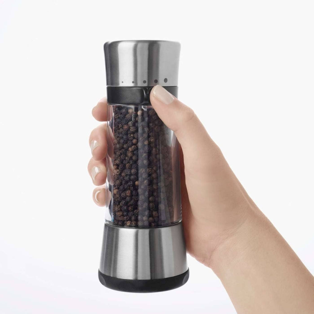 Salt and Pepper Mill Set M776