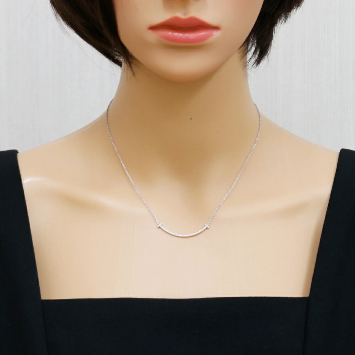 Tiffany T Smile Diamond Necklace 18K Z5845