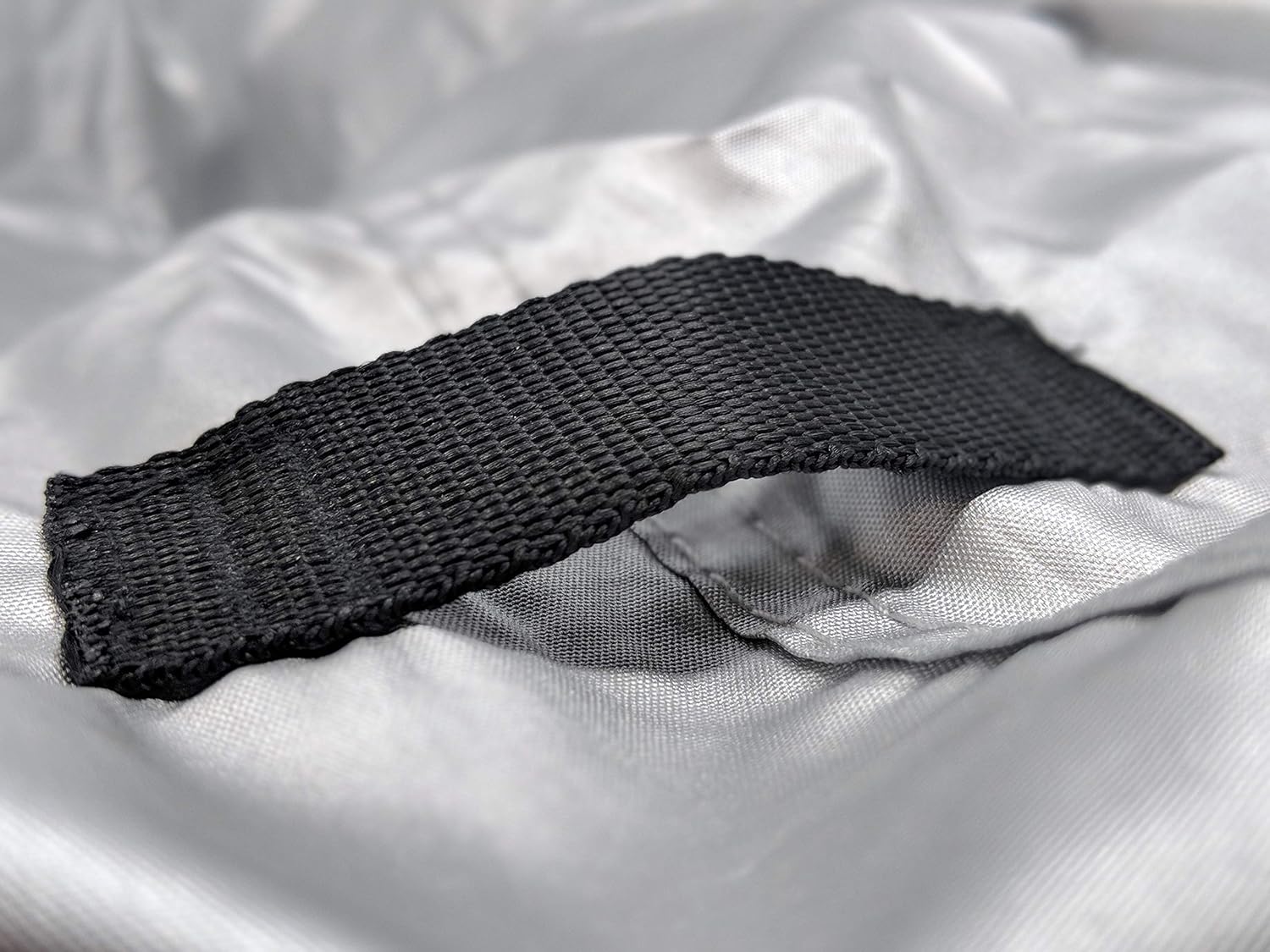 Weatherproof RV Cover for Class A RV 28' - 30' Long with Fleece Lining, Cable Lock, Storage Bag & Wind Straps Q490650