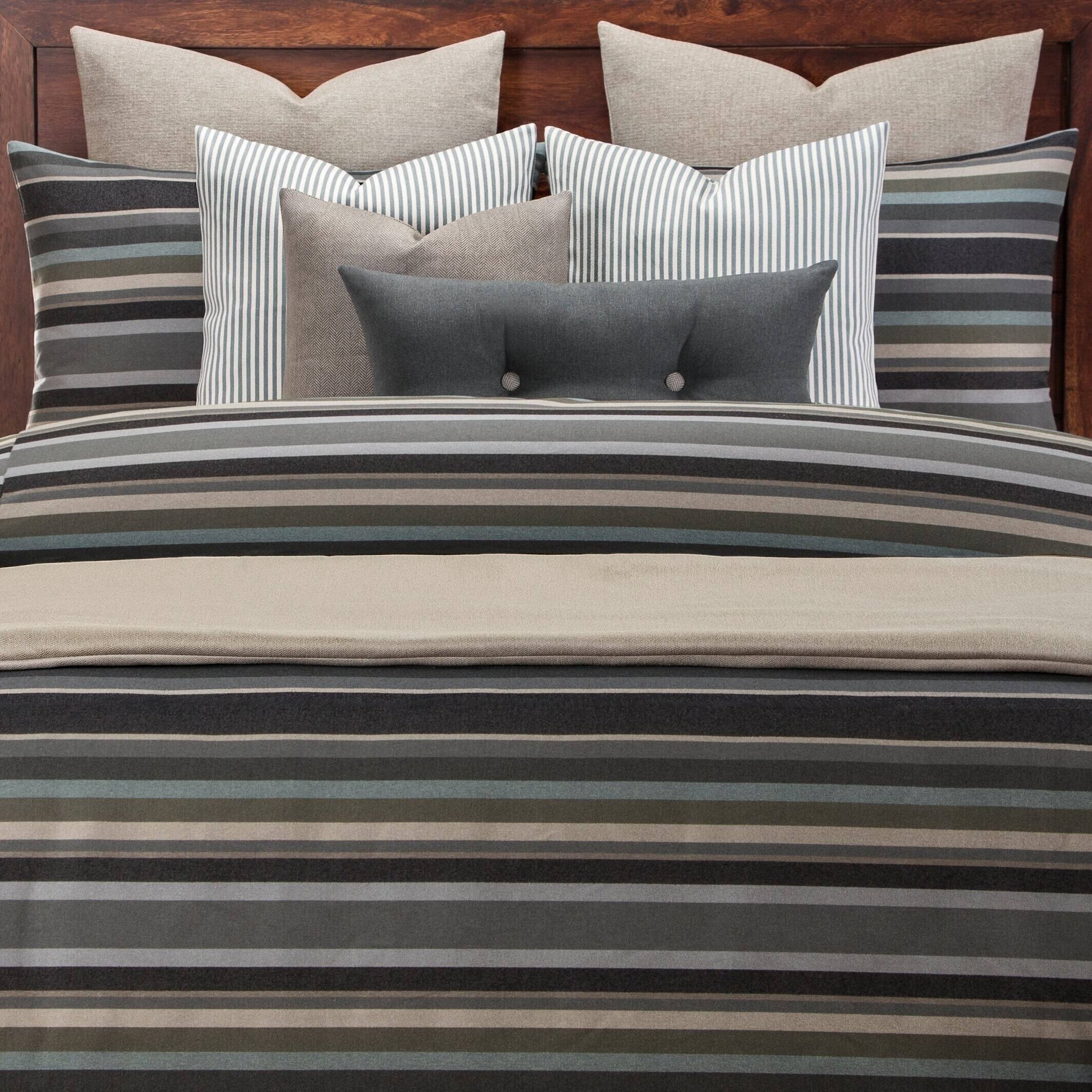 California King 6 Piece Stain Resistant Duvet Cover Set with Comforter Insert K186