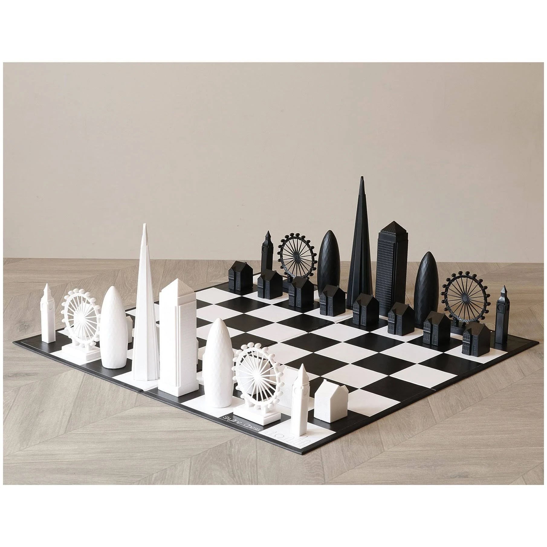 Chess Set: London N90645